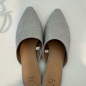 a new day Gray Croc-Embossed Pointed D'Orsay Flats